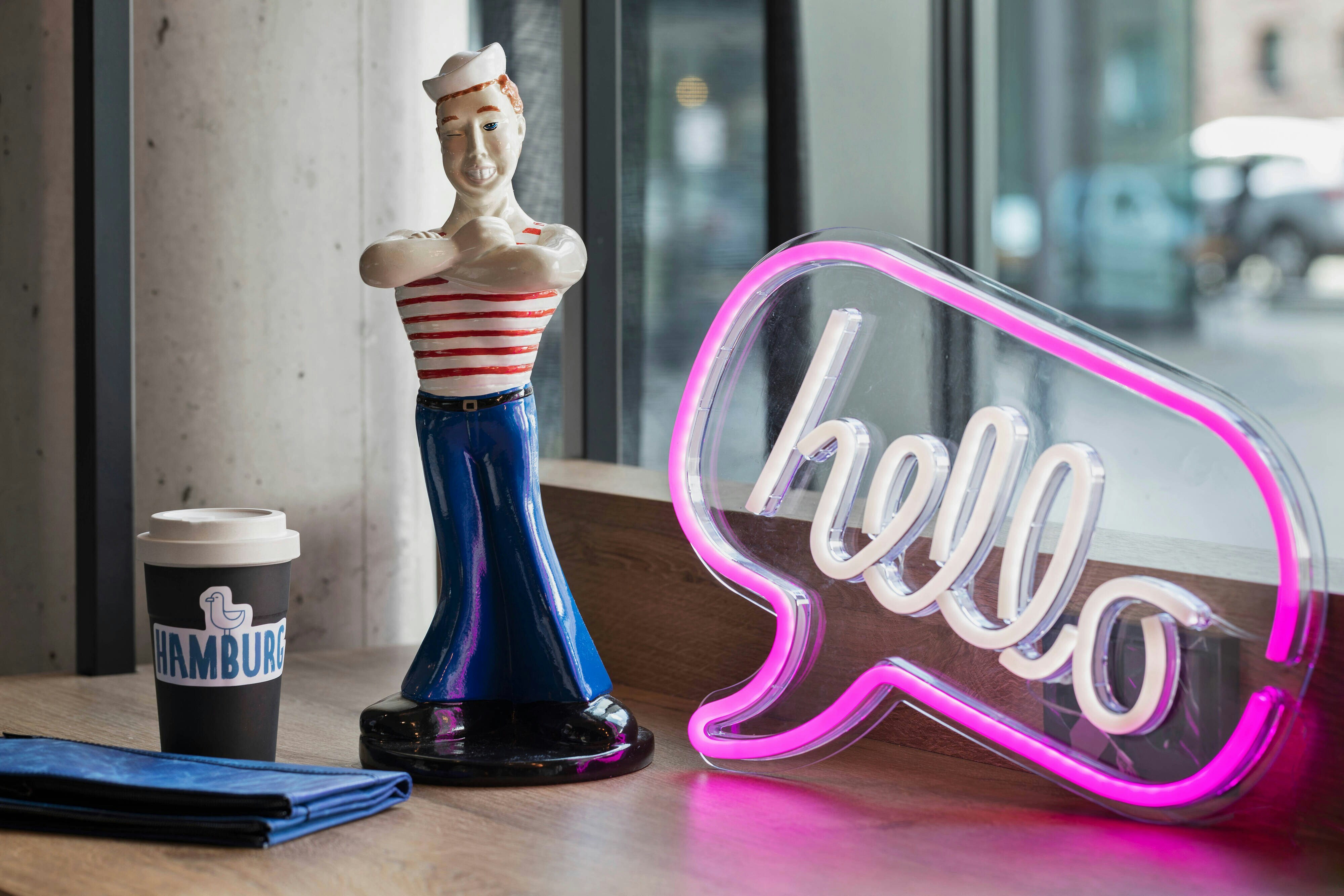 Moxy Hamburg Altona 7/24