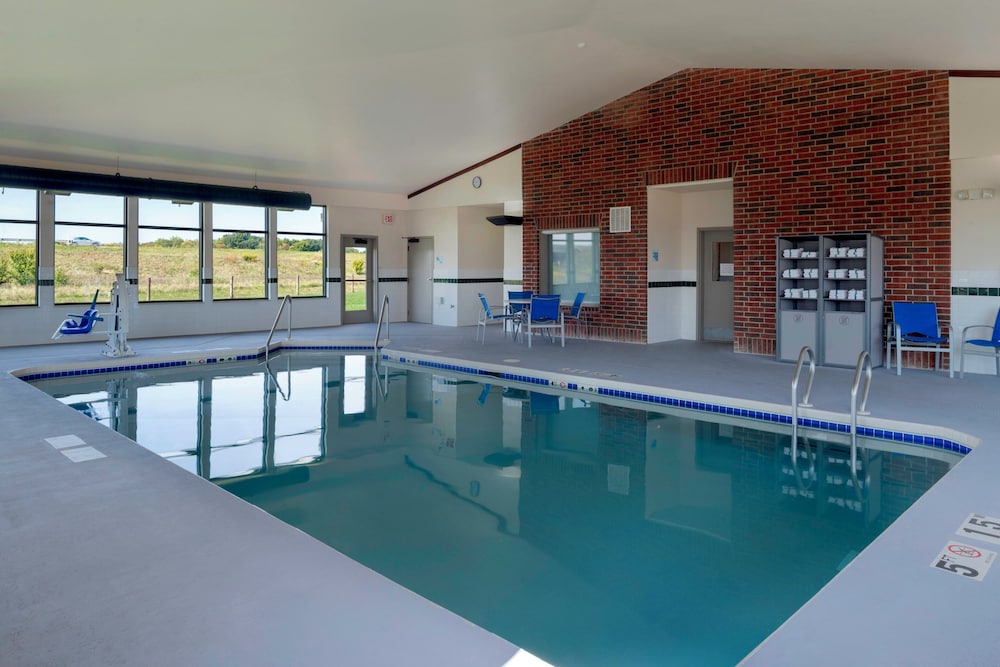 swimming pool spa