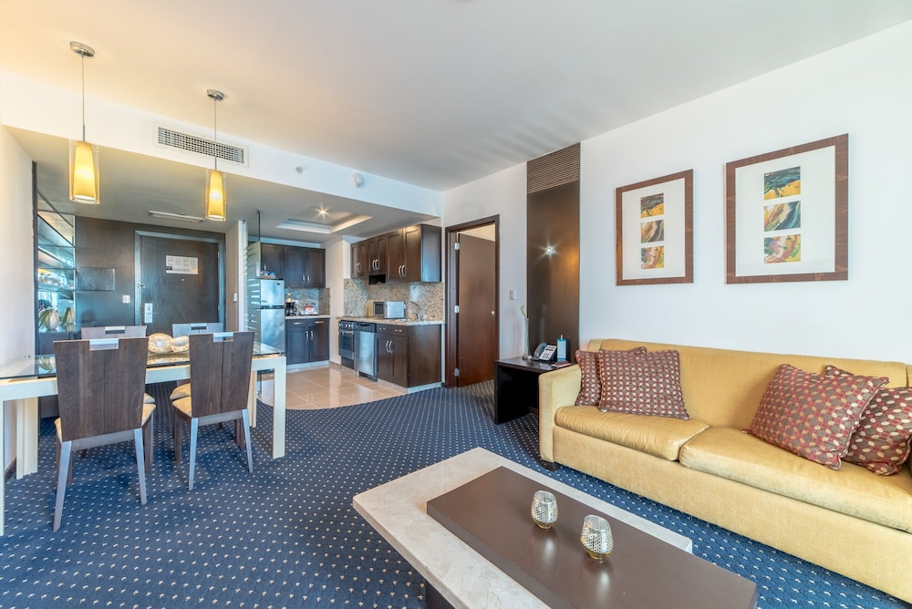 Hodelpa Garden Court 59/84