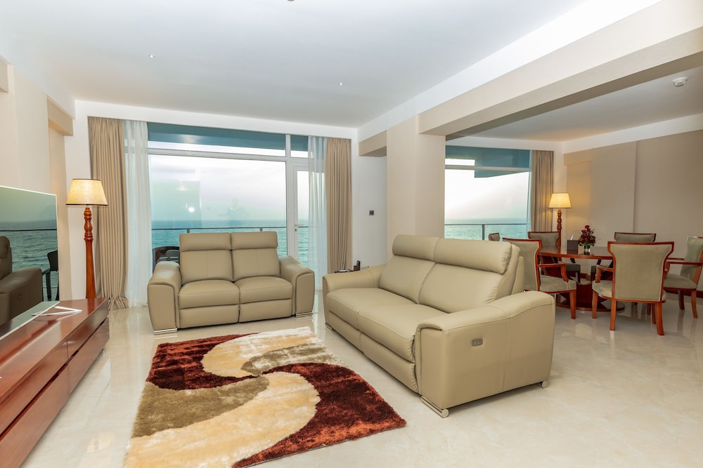 Marino Beach Colombo 28/50