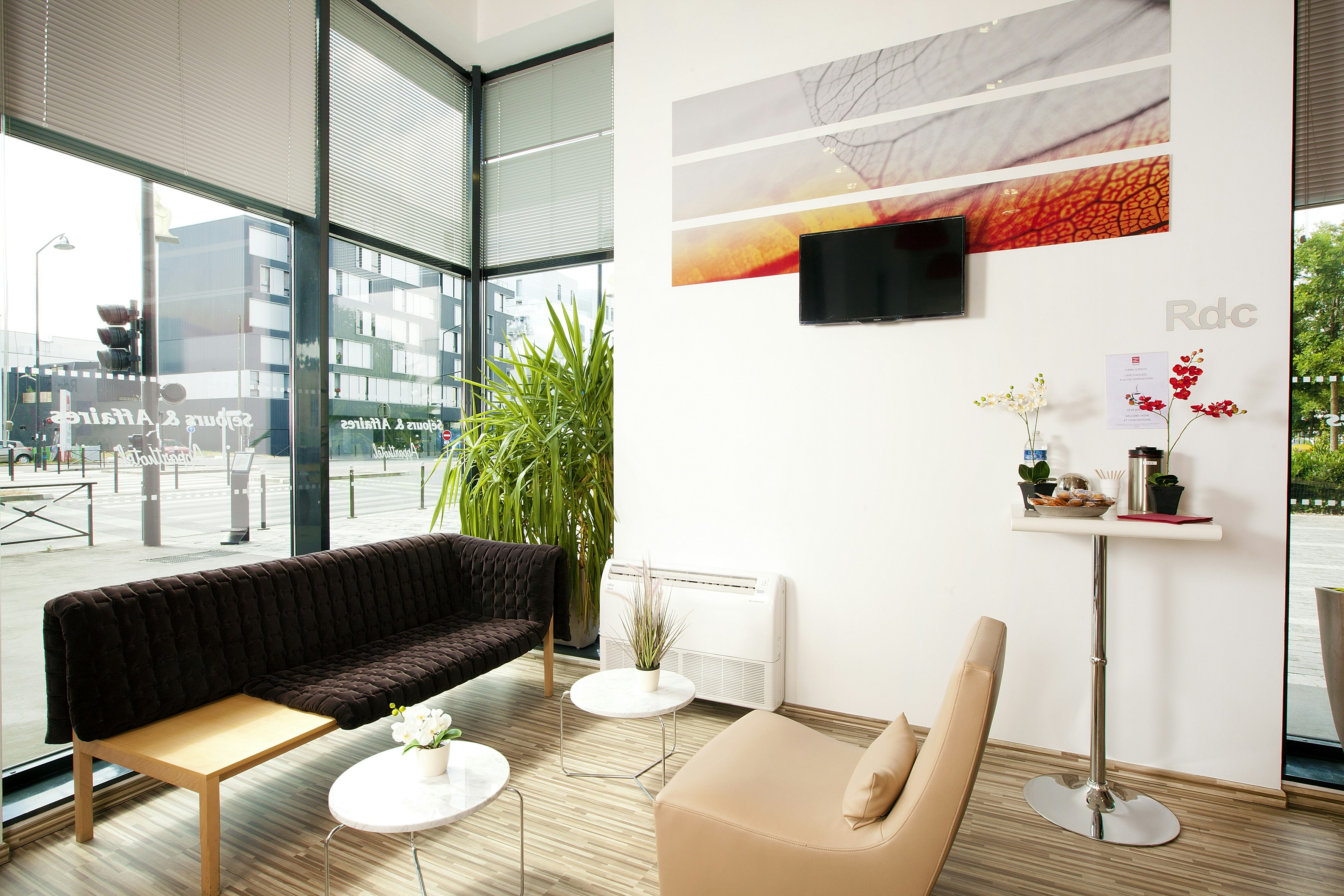 Sejours et Affaires Vitry 27/47