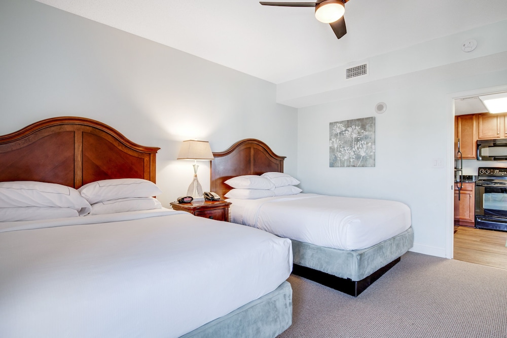 2 BEDROOMS, SUITE, PARTIAL OCEAN VIEW