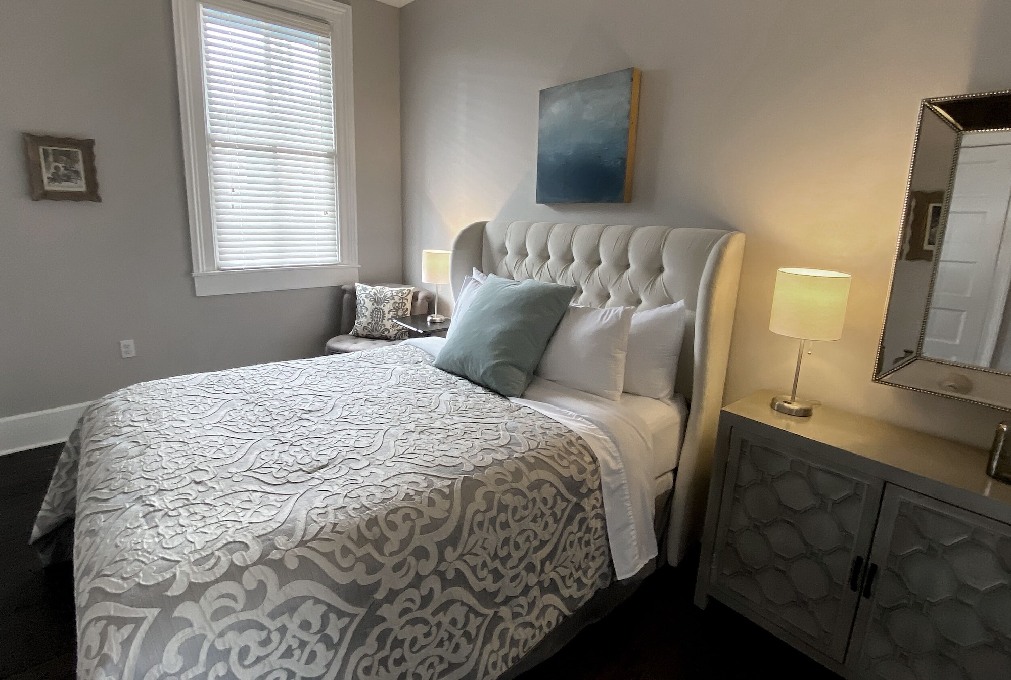 Suite, Queen Bed