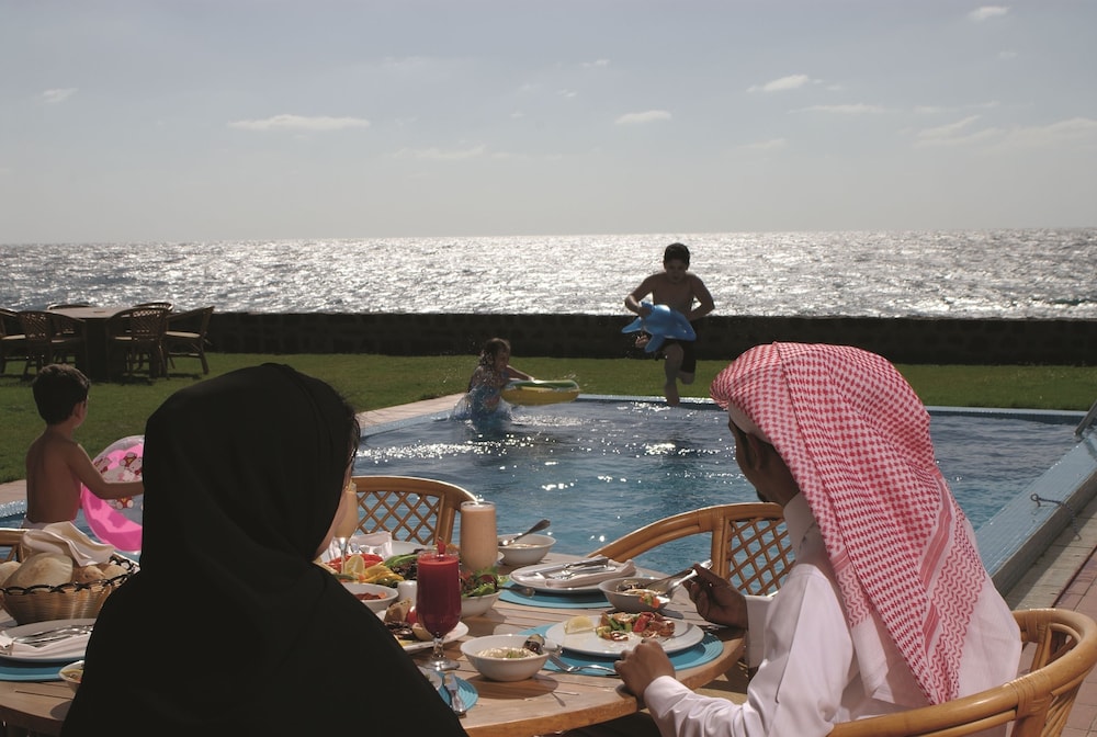 منتجع موفنبيك النورس جدة(Movenpick Resort Al Nawras Jeddah) 59/60