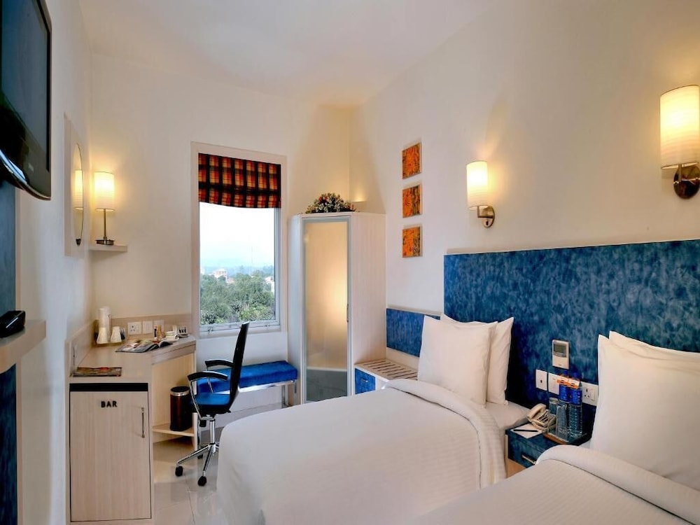 Kalyan Hometel Vandalur Chennai 20/42