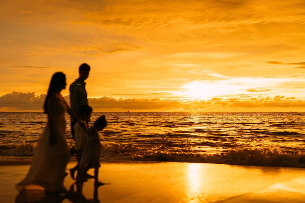 Phuket Emerald Beach Resort 63/70