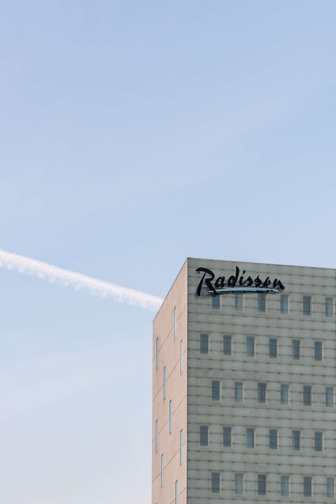 Radisson Hotel and Suites Amsterdam South 3/50