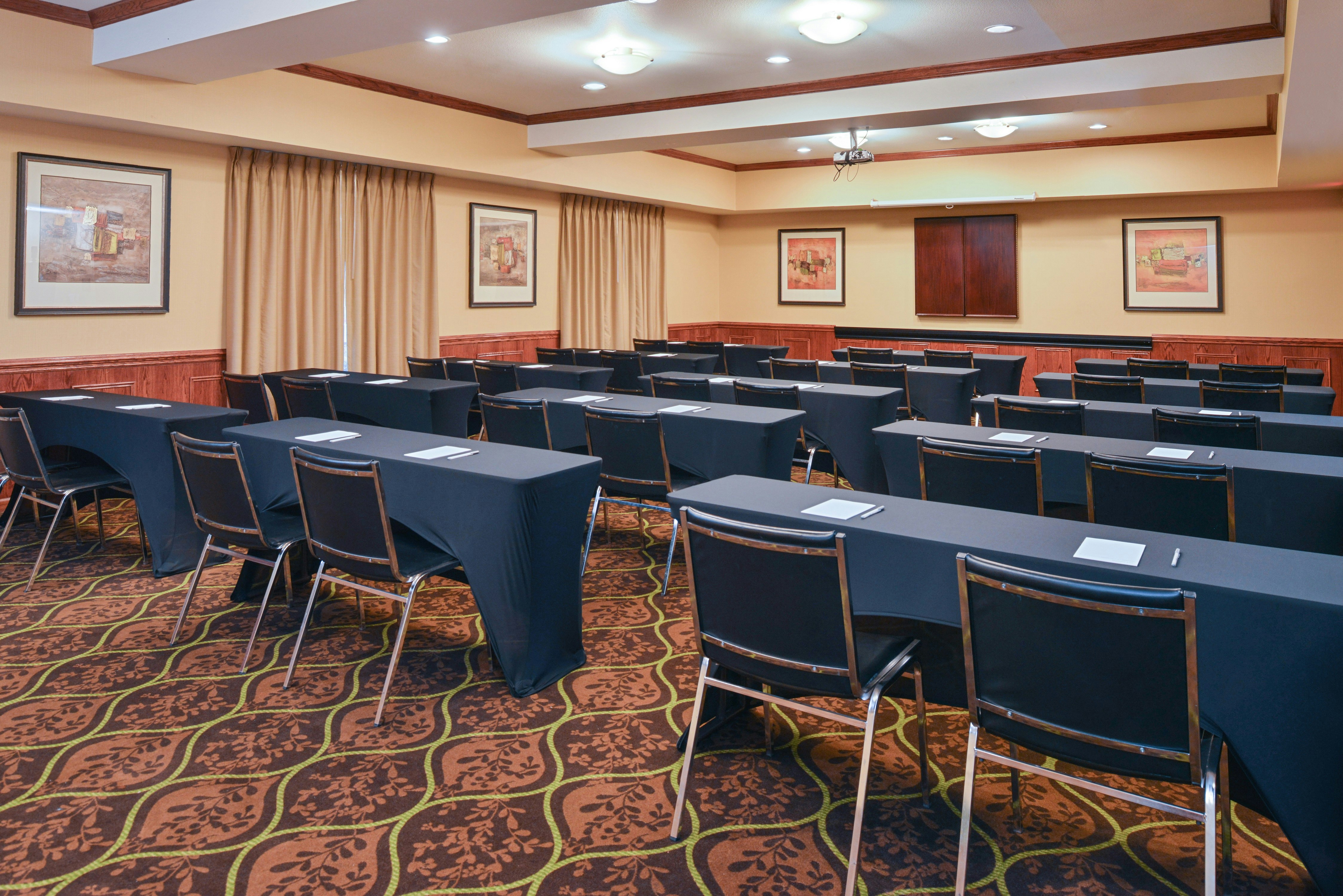 Hampton Inn Suites Greenville 33/44