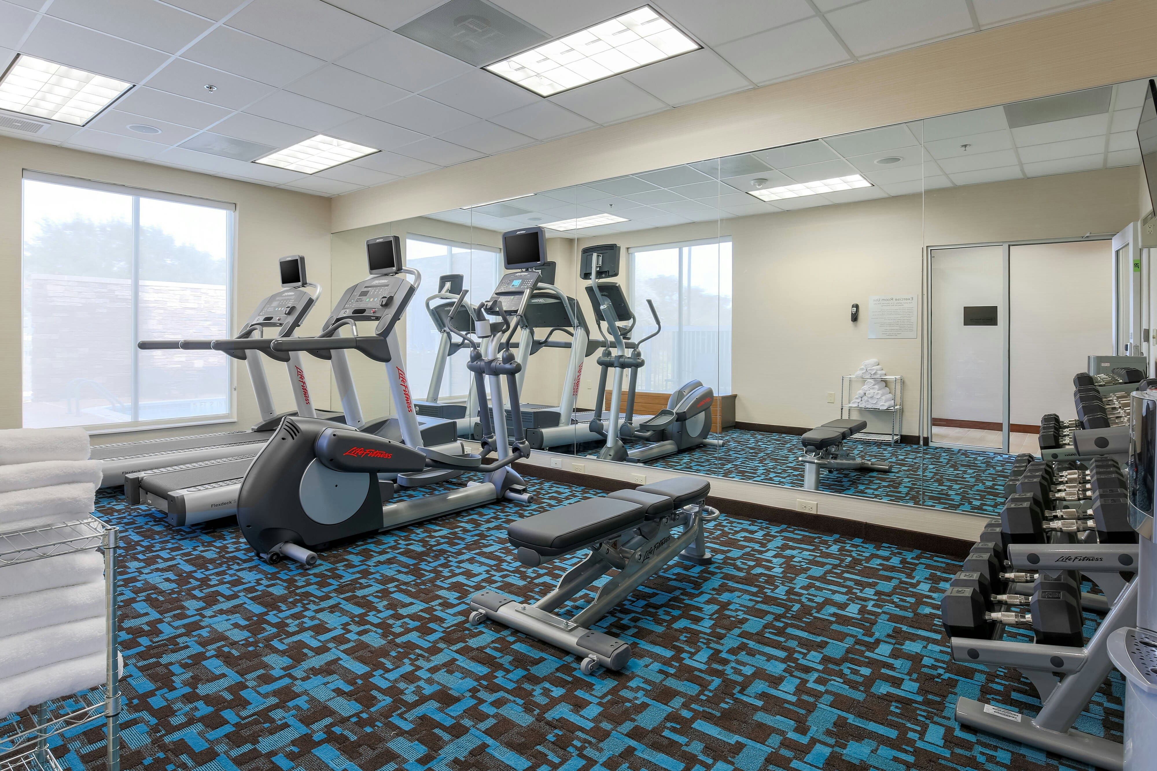 Fairfield Inn Suites Cuero 29/54