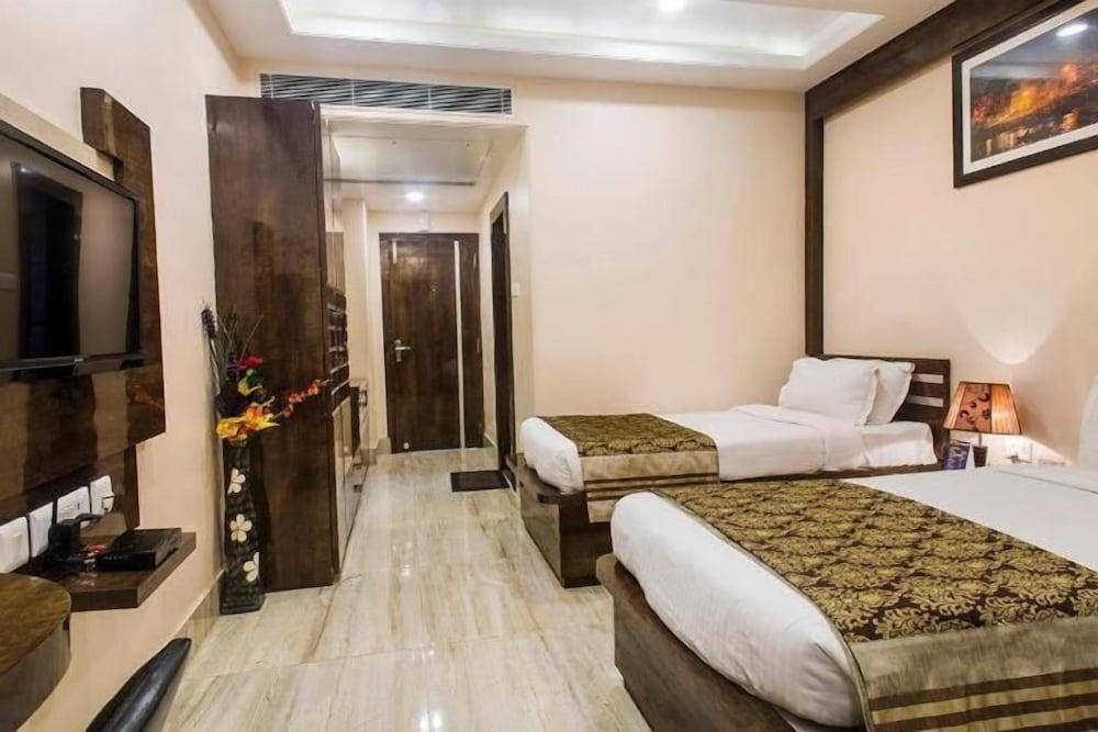Madhuvan Palace 13/33