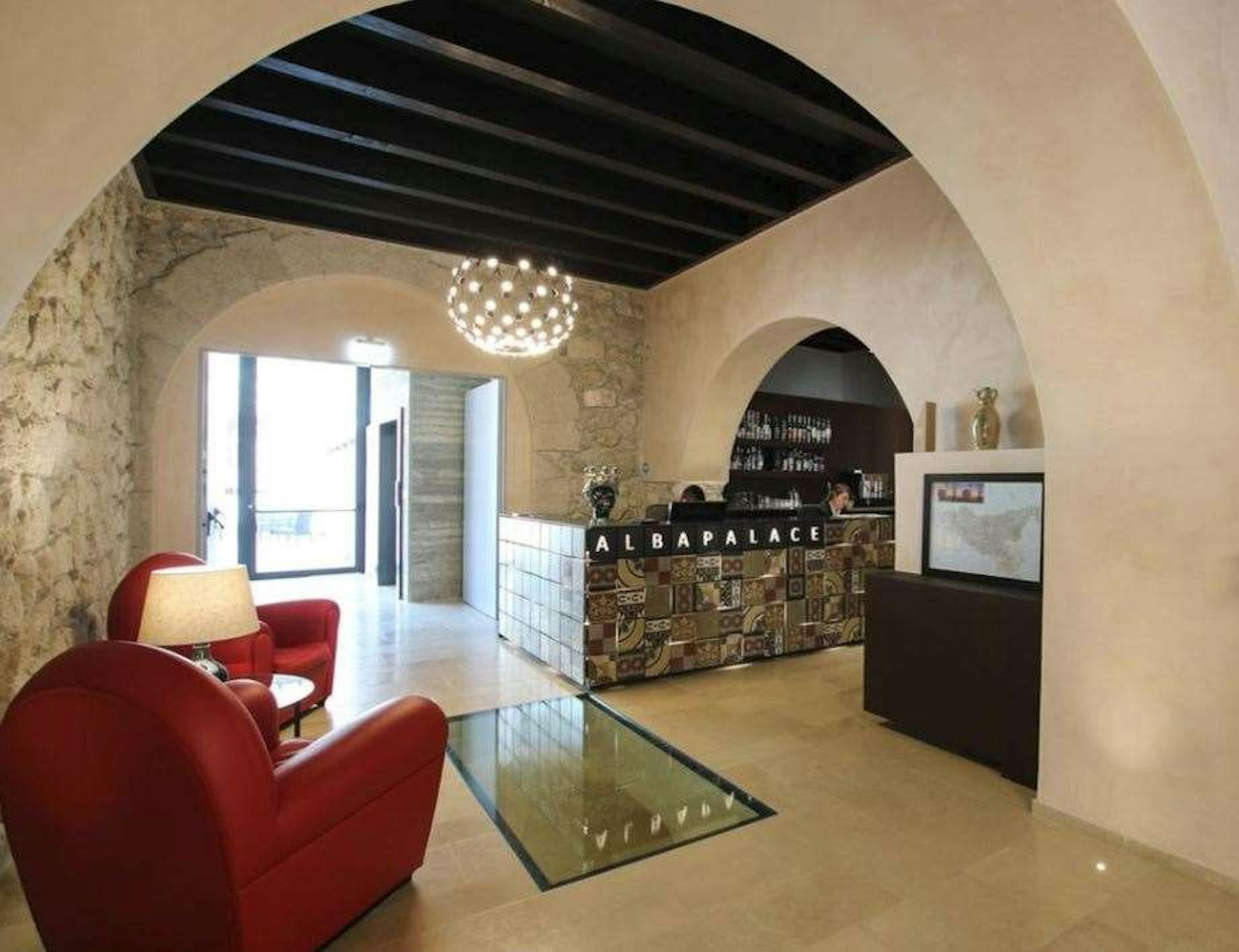 Alba Palace Hotel 8/40