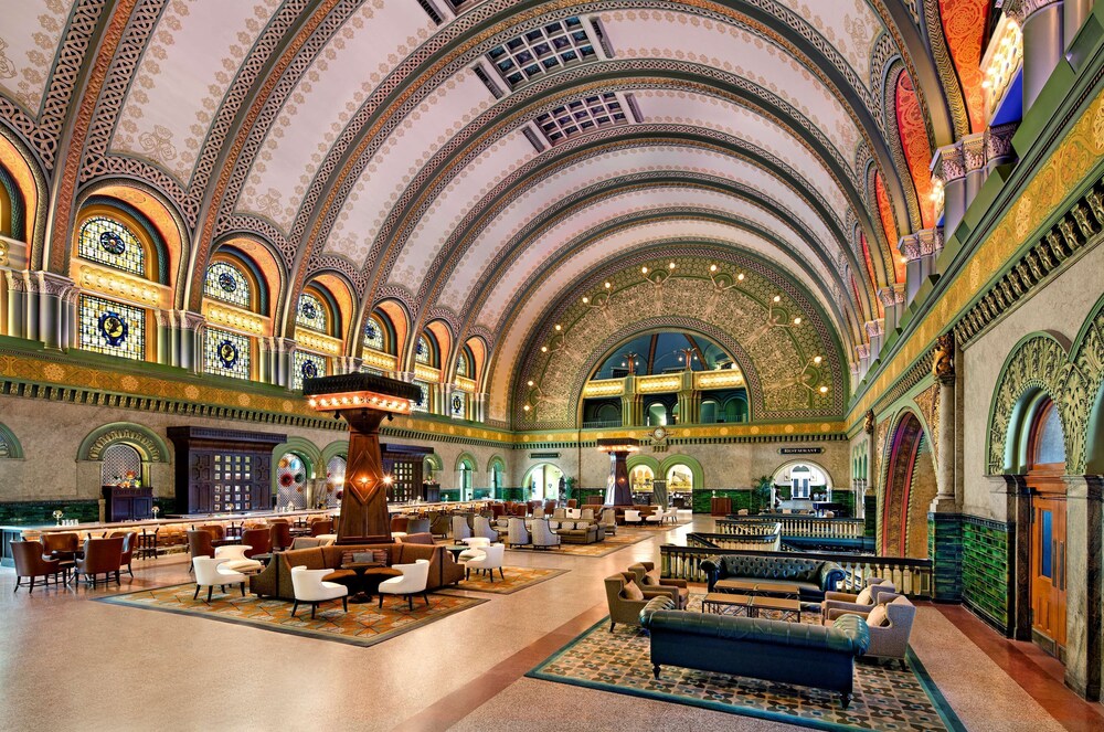 St. Louis Union Station Hotel Curio Collection By Hilton 61/82