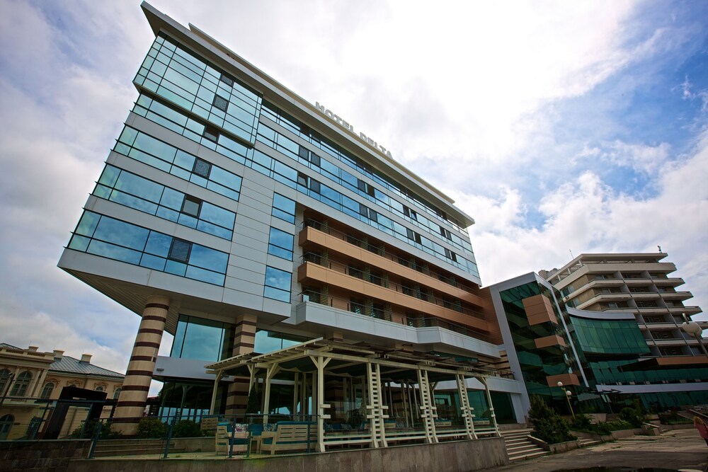 Hotel Delta 4 2/44