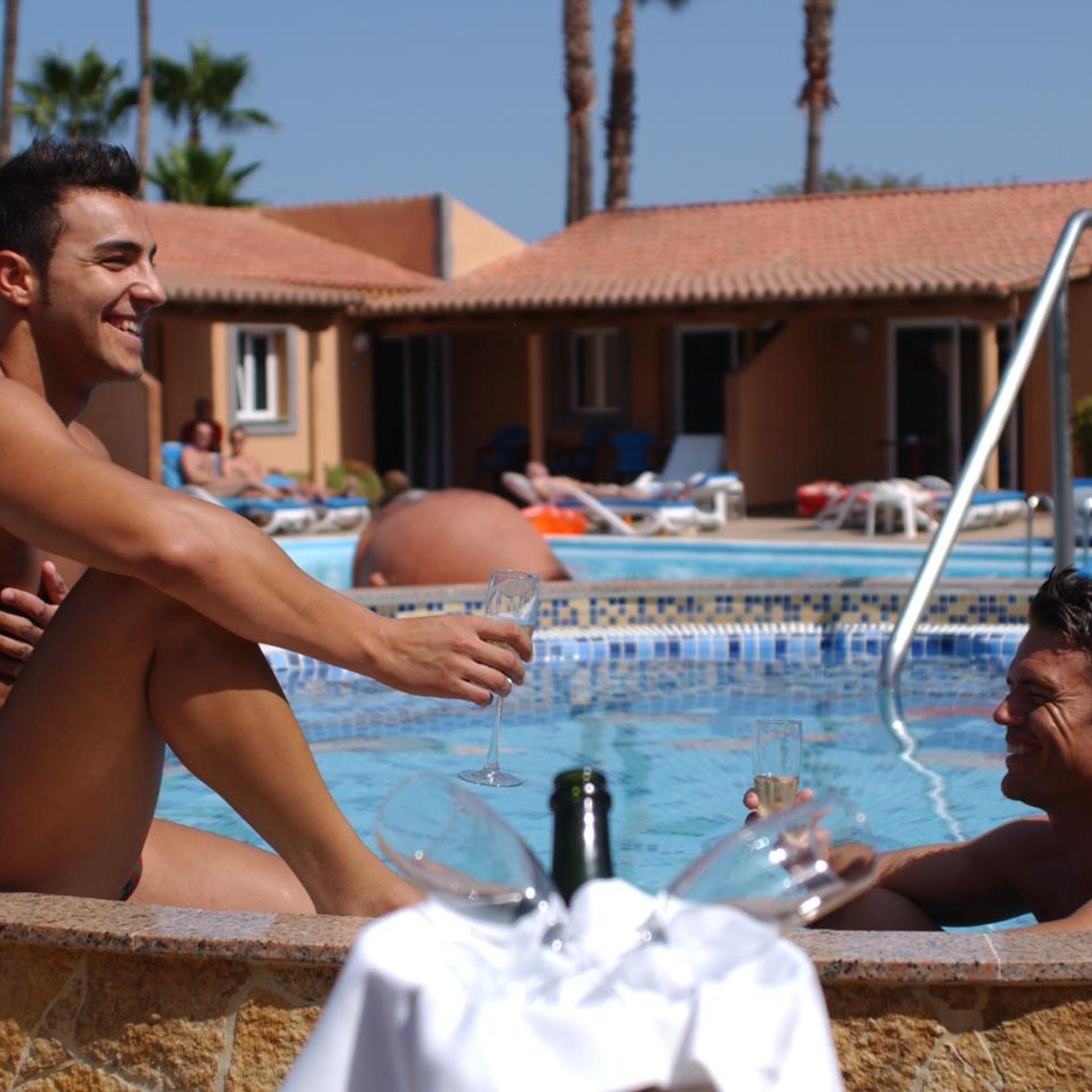 Los Almendros - Adults Only 11/37