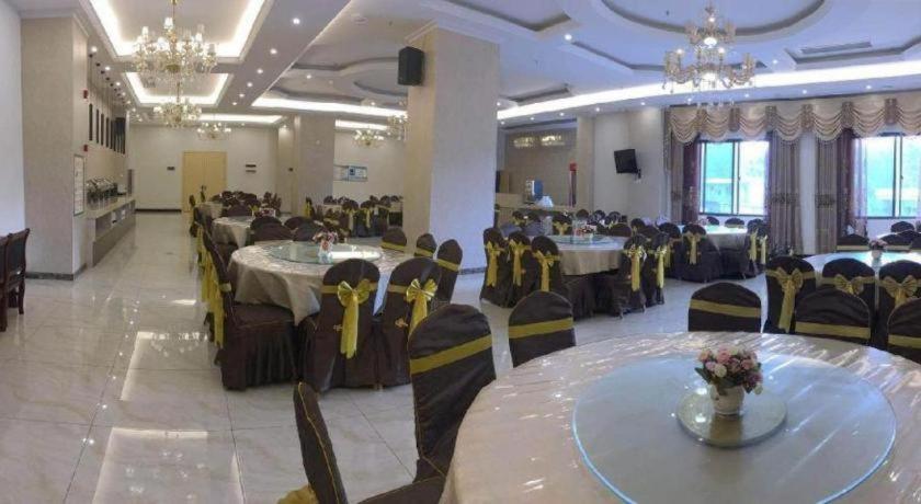 Vienna Hotel (Guilin Xing'an) 44/54