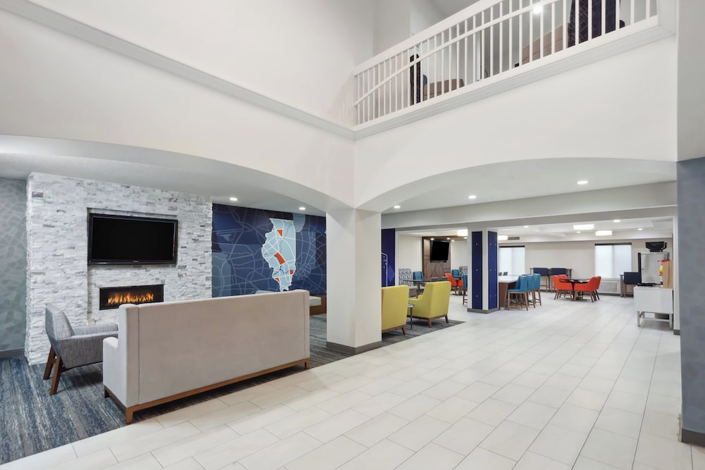 Holiday Inn Express Hotel Suites Pekin Peoria Area 6/62