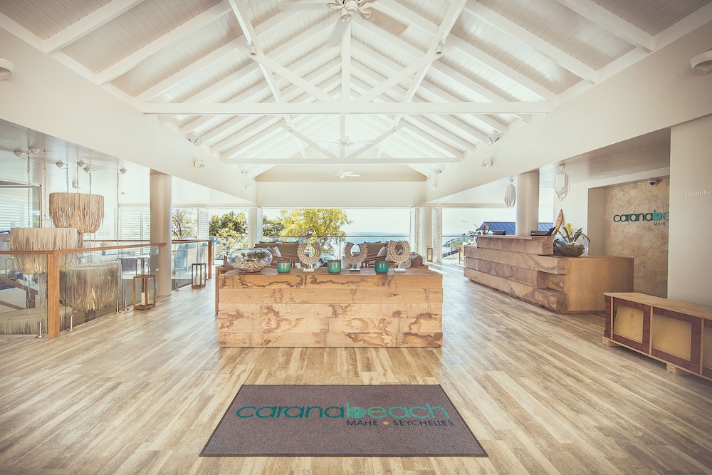 Carana Beach Hotel 9/68