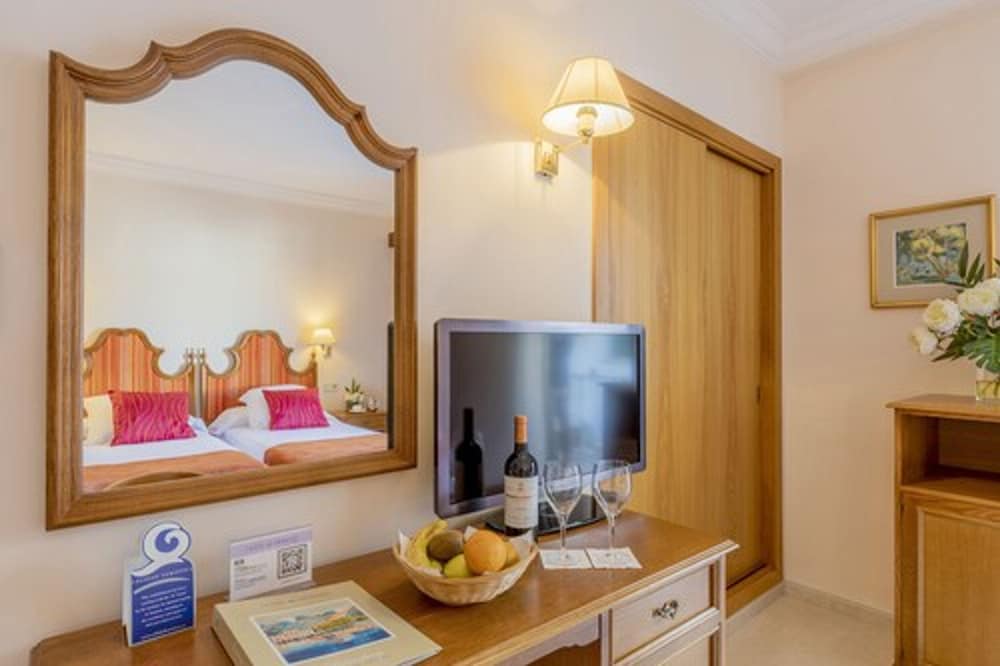 Miramar Hotel 34/34