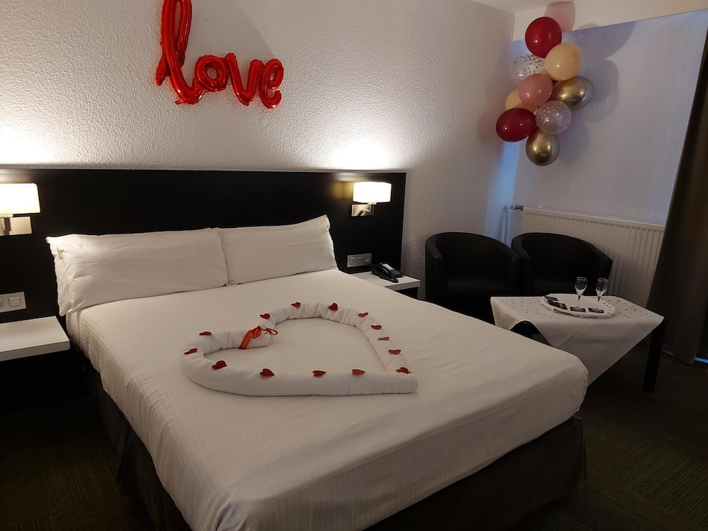 Globales Post Hotel Wellness 40/72