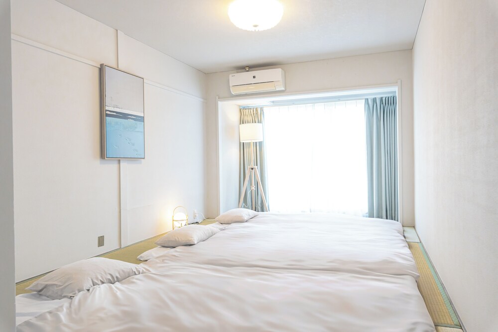 فيلا فاخرة بسرير كينج وفرشتي فوتون، White Beach House 6/10