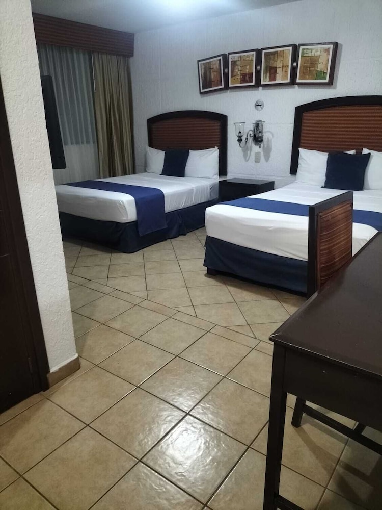 Hotel Ejecutivo Tepic 48/65