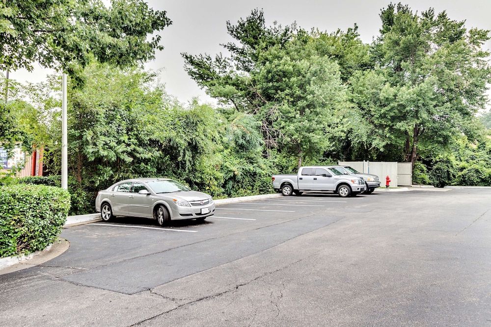 Motel6 Linthicum Heights, MD - BWI Airport 20/27