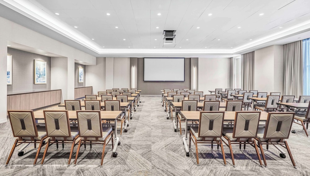 Hyatt House Houston Medical Center 36/46