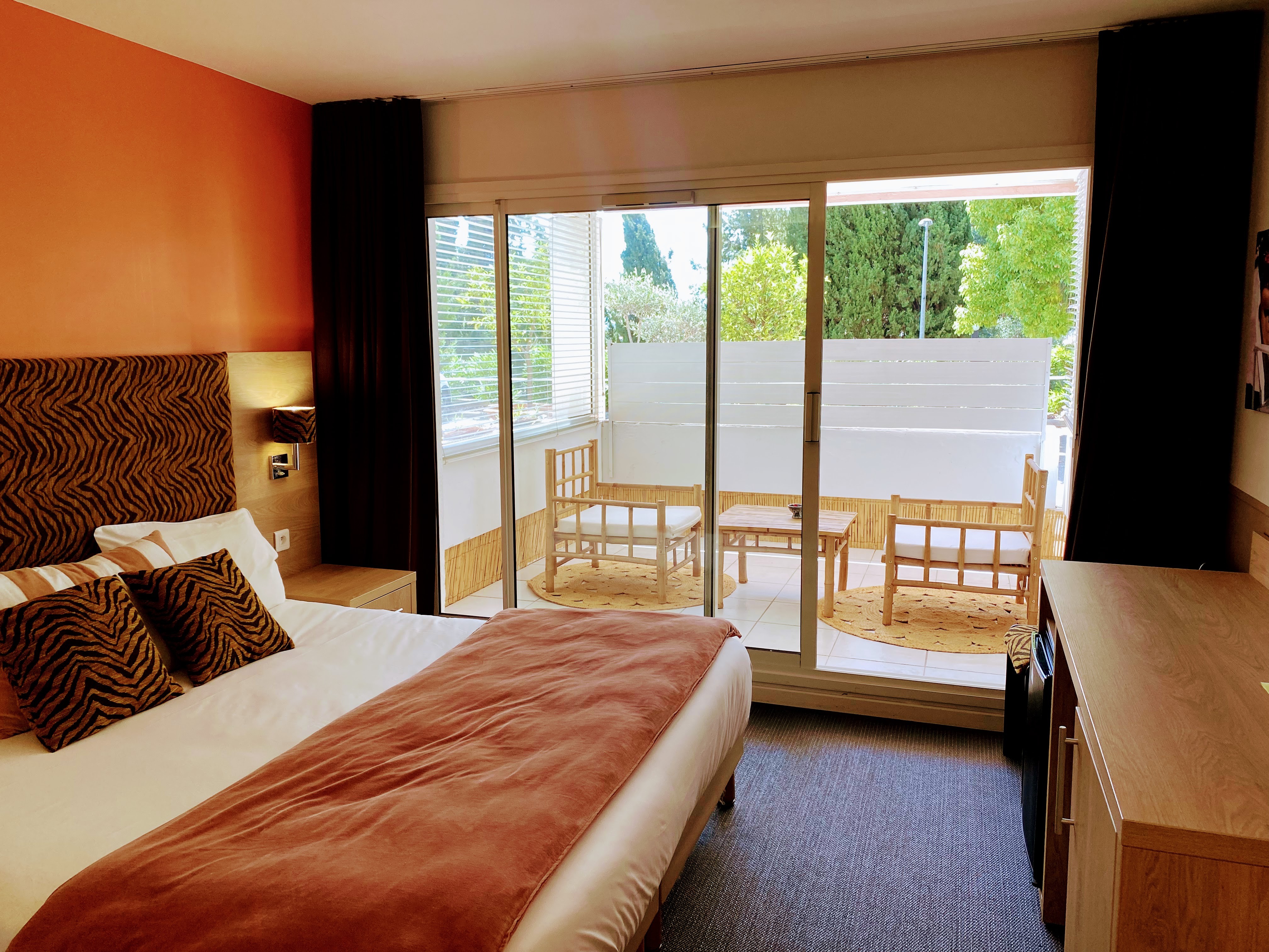 Room, Double Bed
