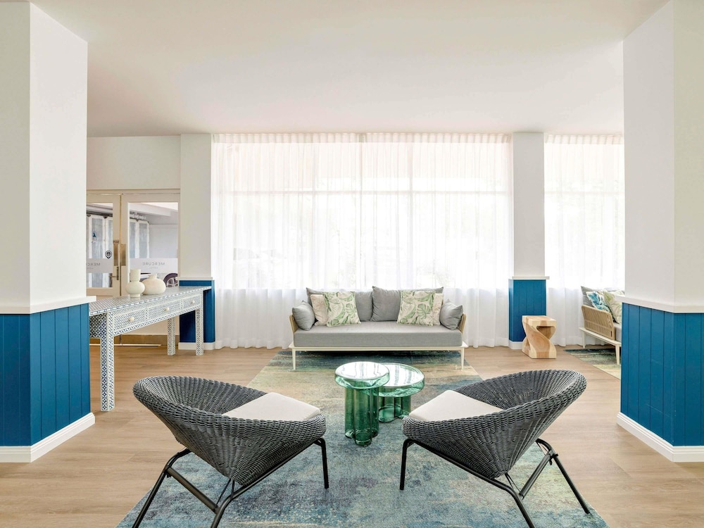 Mercure Cairns 48/64