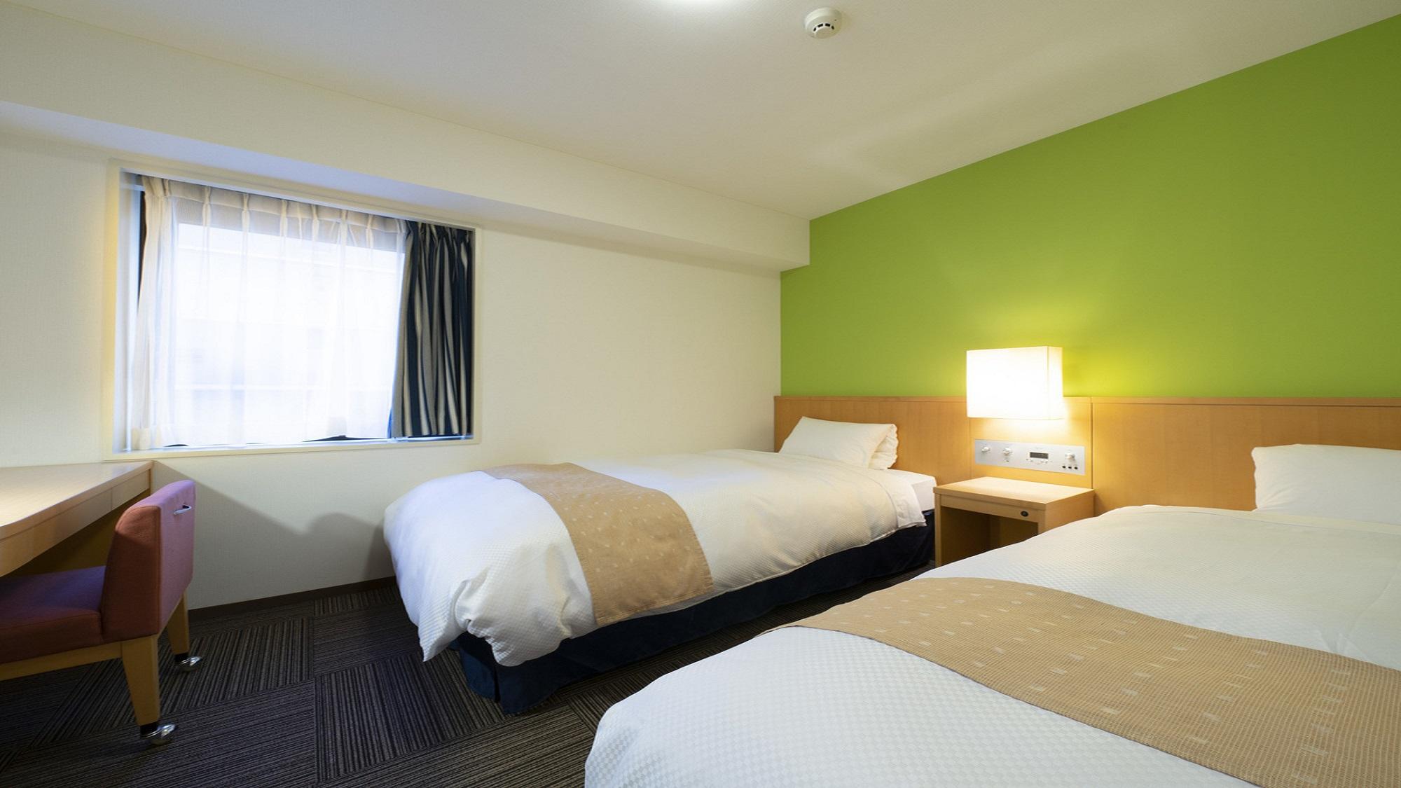 Budget, Twin Beds, Smoking