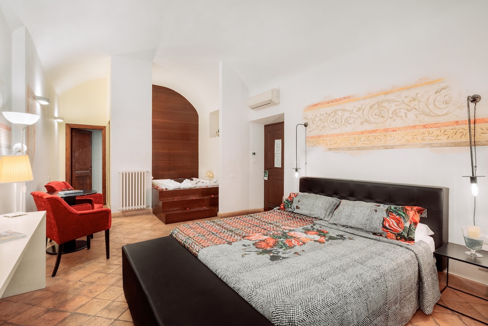 Relais Giulia 20/85