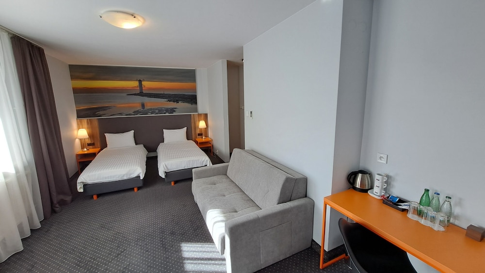 1 Bedroom, Standard, Queen Bed