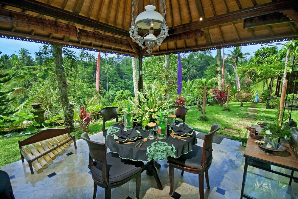 The Mahogany Villa 29/50