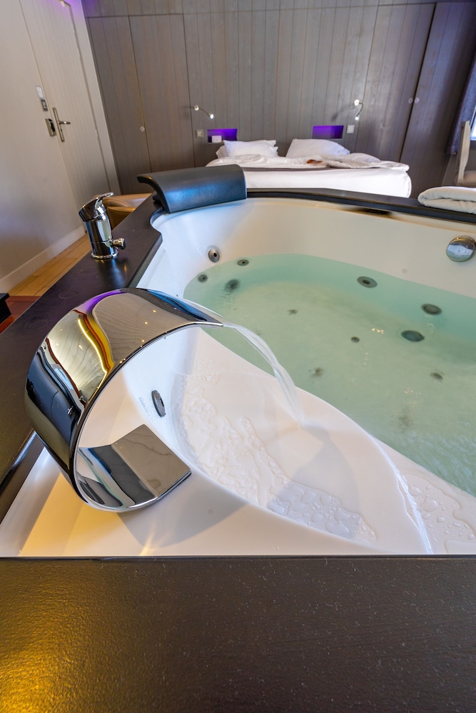 Elegance Suites Hotel - Ile De Re 25/50