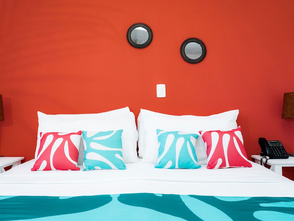 Caribbean Corals By Portofino 13/50