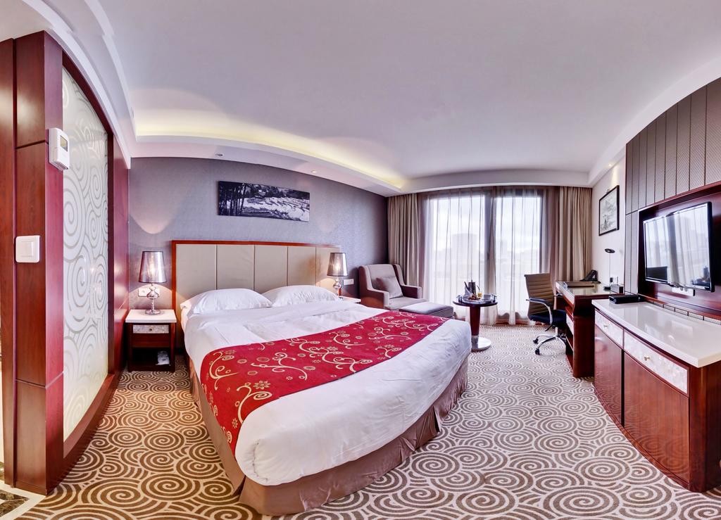 غرفة قياسية بسرير مزدوج، HUATIAN CHINAGORA HOTEL 2/2
