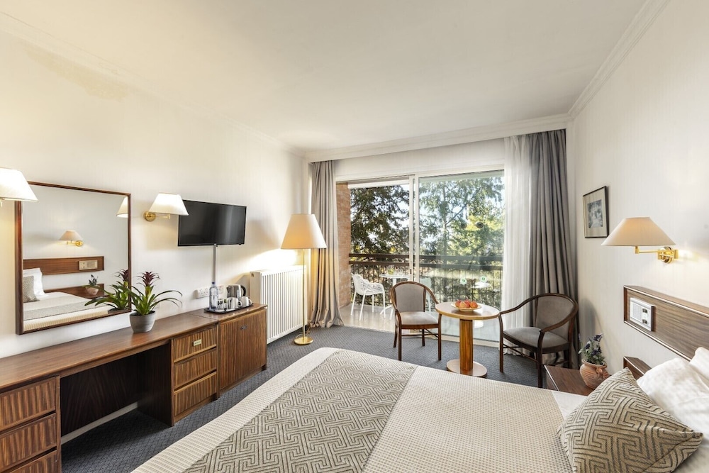 Forest Park Hotel 43/65