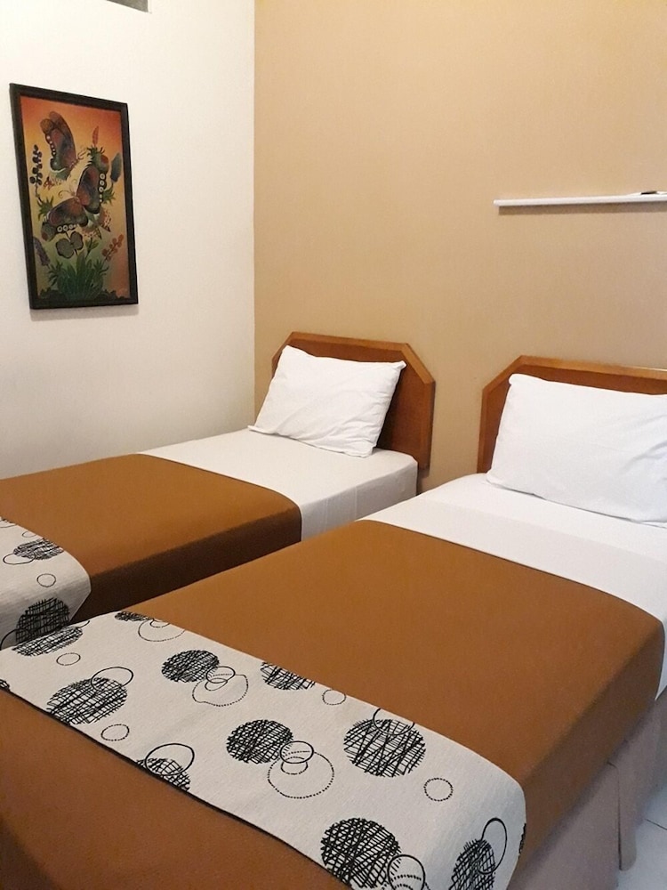 Kenangan Hotel 8/31