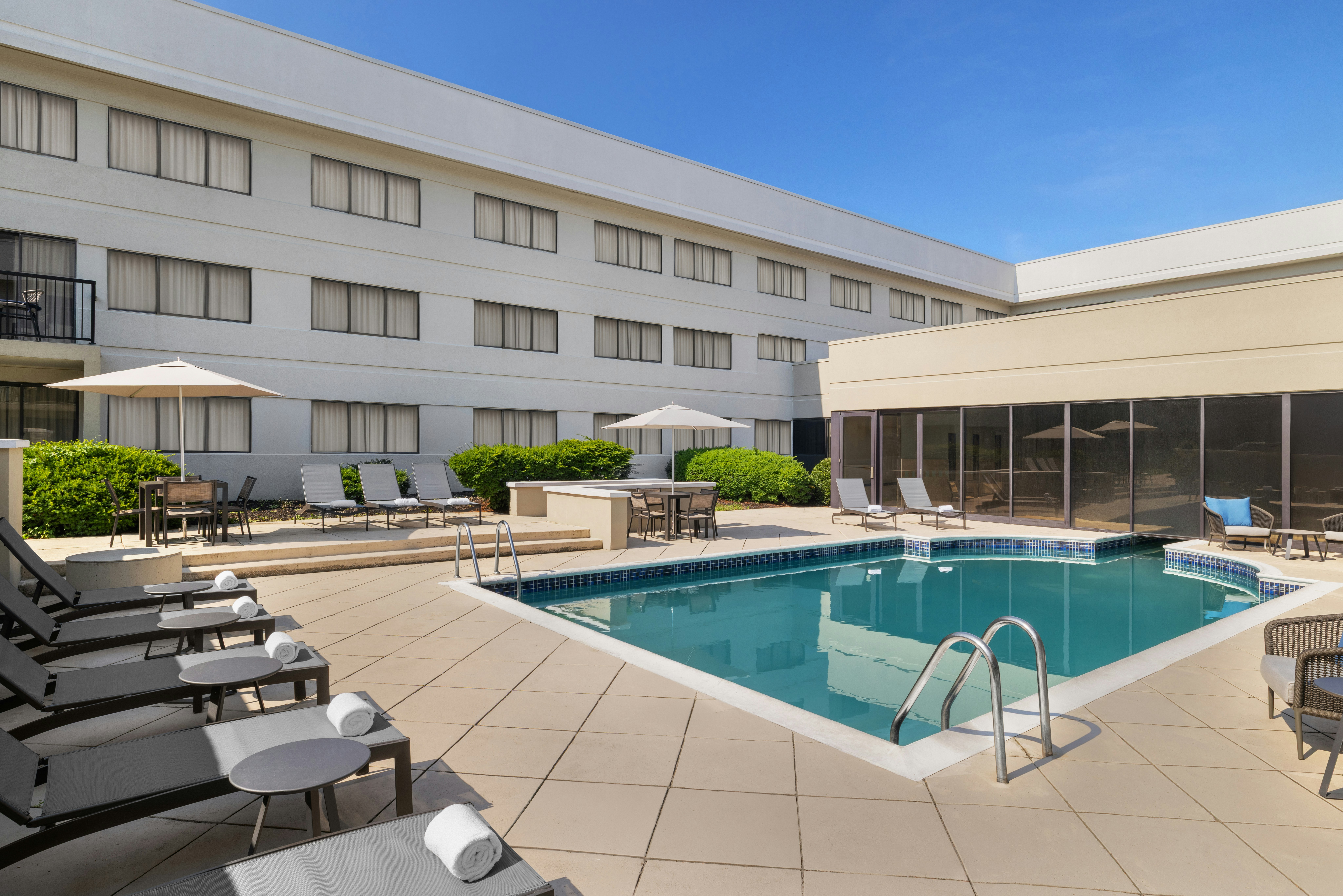 HOMEWOOD SUITES BY HILTON INDIANAPOLIS CARMEL in CARMEL - IN
