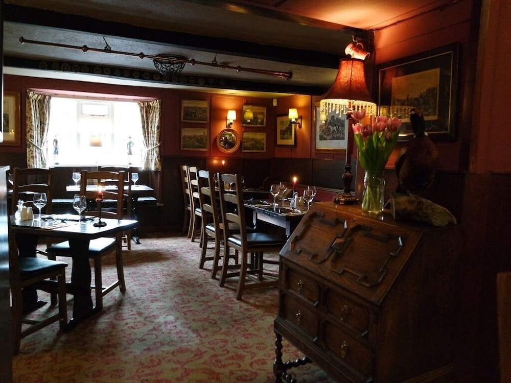 The Lamb Inn 12/19