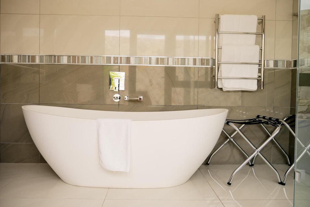 Africanos Country Estate 45/46