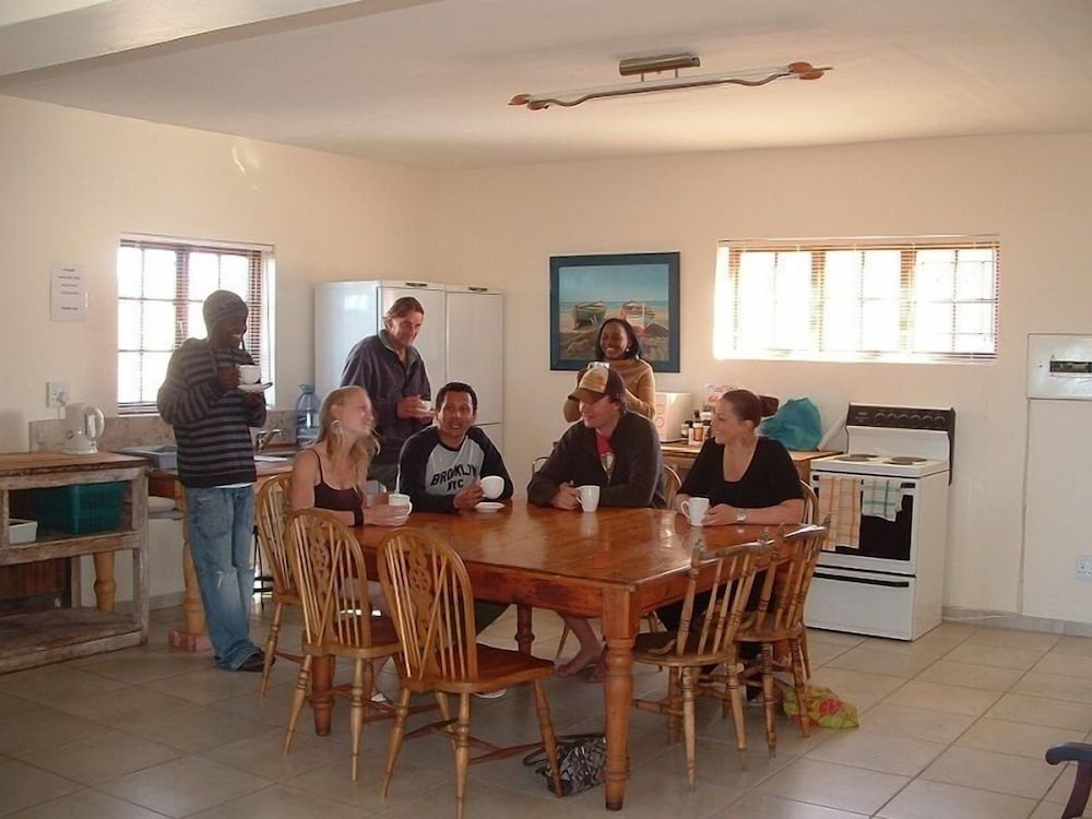 Island Vibe Jeffreys Bay Hostel 22/41