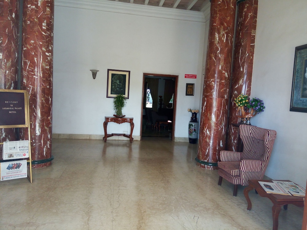 Jayamahal Palace Hotel 6/68