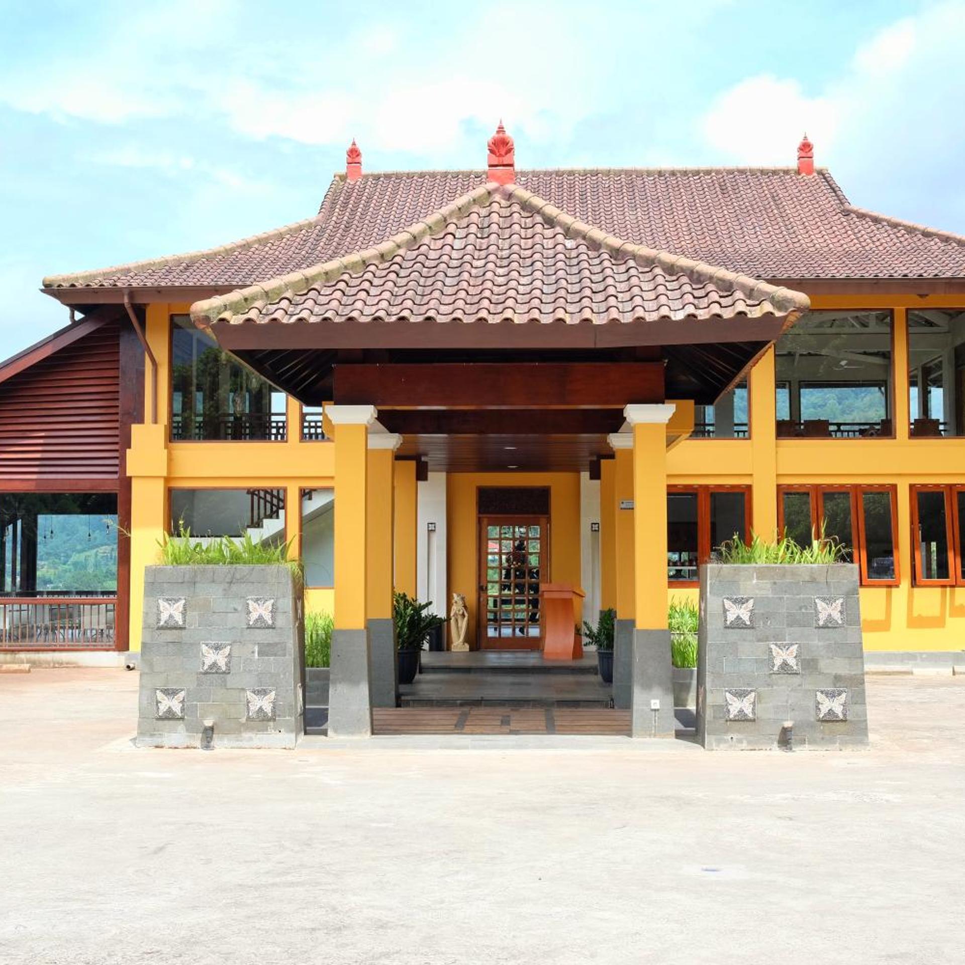 The Grand Hill Bistro Cafe Resort Hotel 3/57