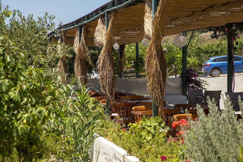 Goknar Knidos Otel 44/50