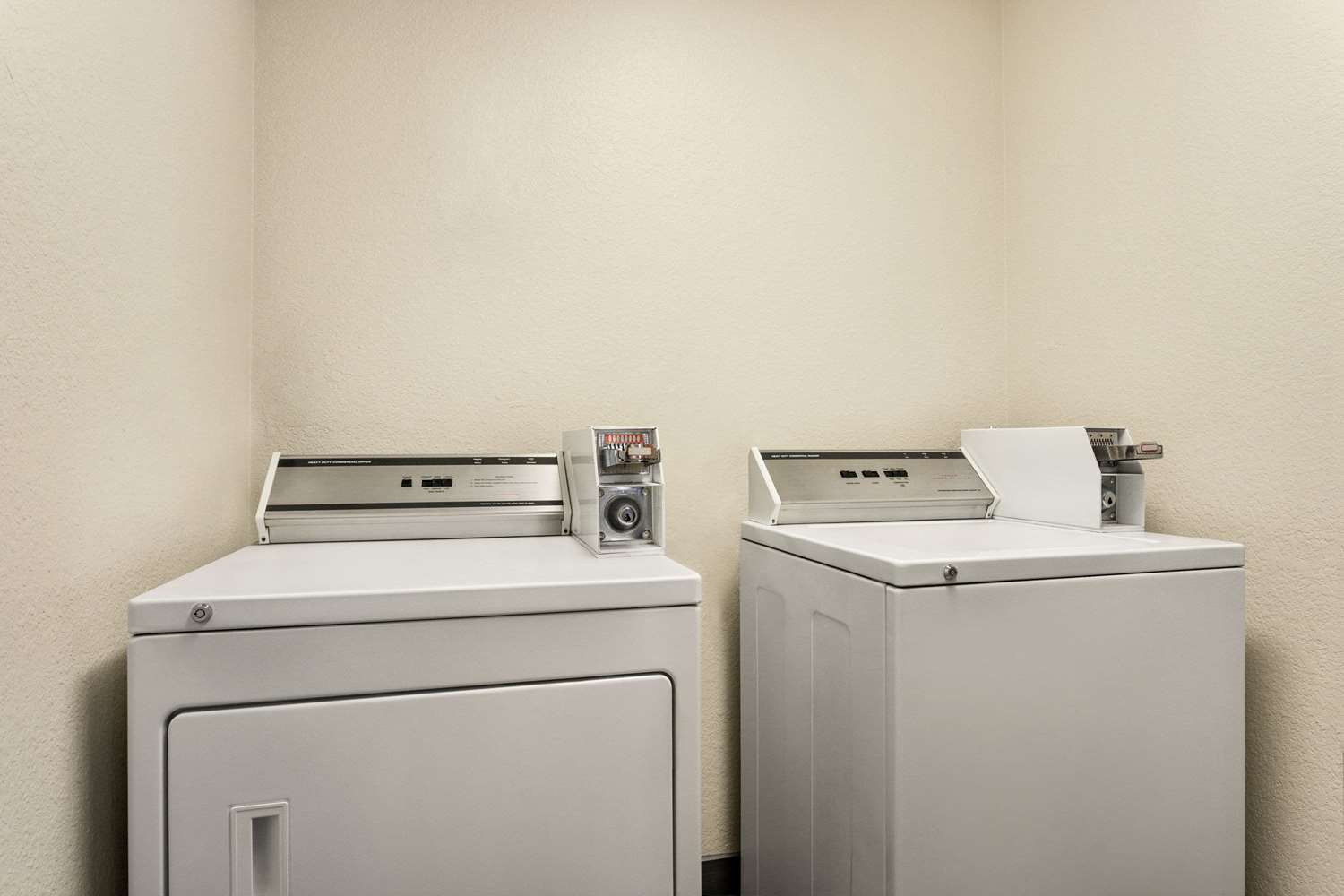 Microtel Inn Suites By Wyndham Inver Grove Heights Minneap 26/50