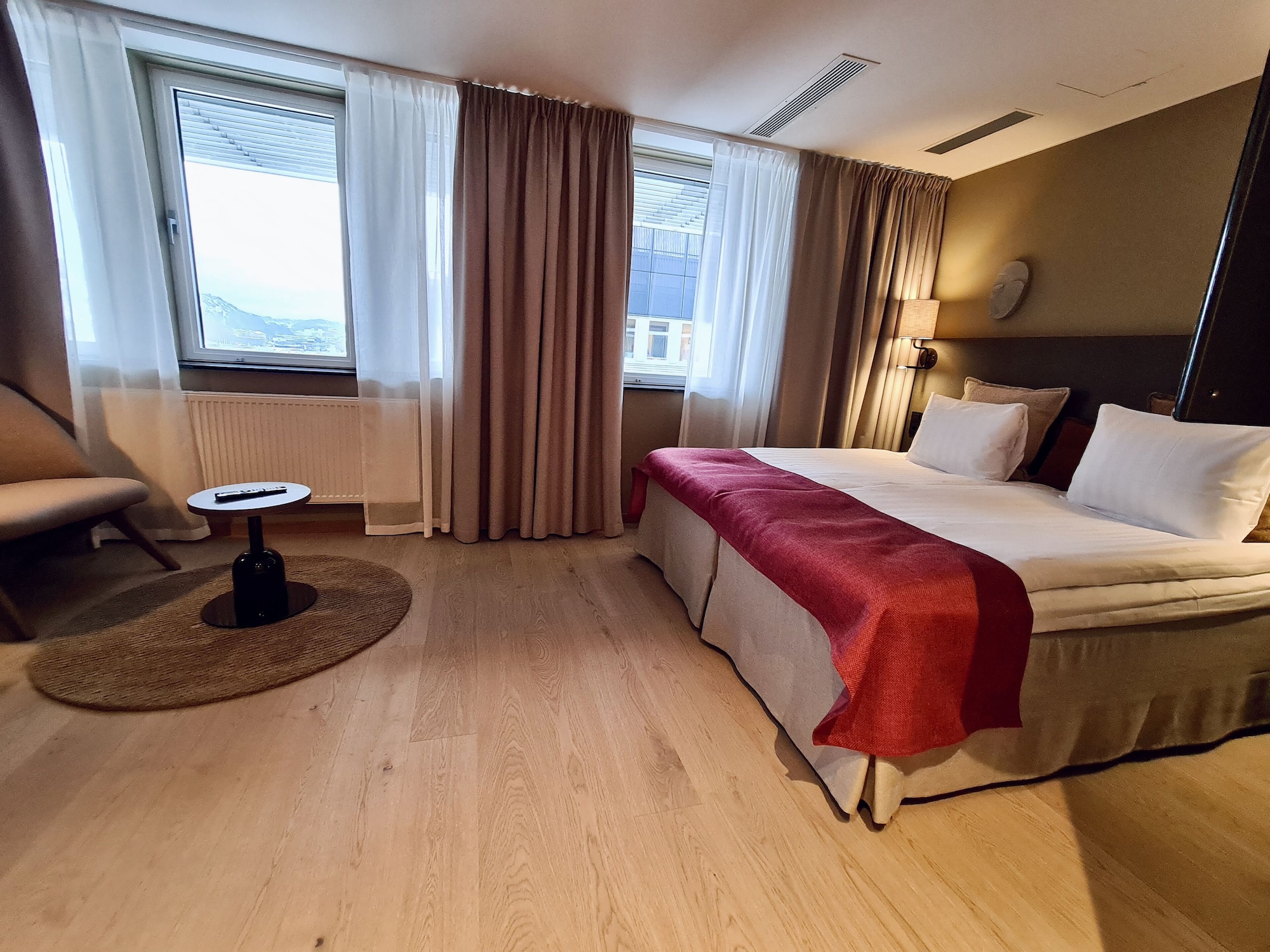 STANDARD, MULTIPLE BEDS