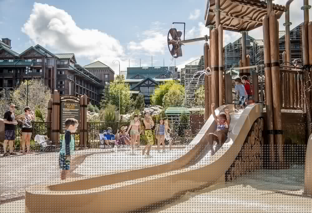 Disneys Wilderness Lodge 40/50