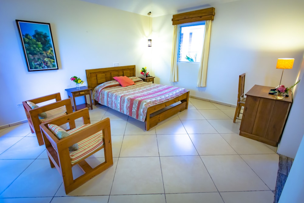 Hotel-Restaurant Cyvadier Plage 4/50