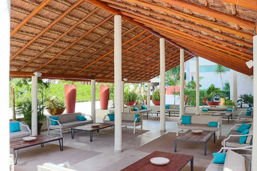 Privilege Aluxes Isla Mujeres - Adults Only 11/68